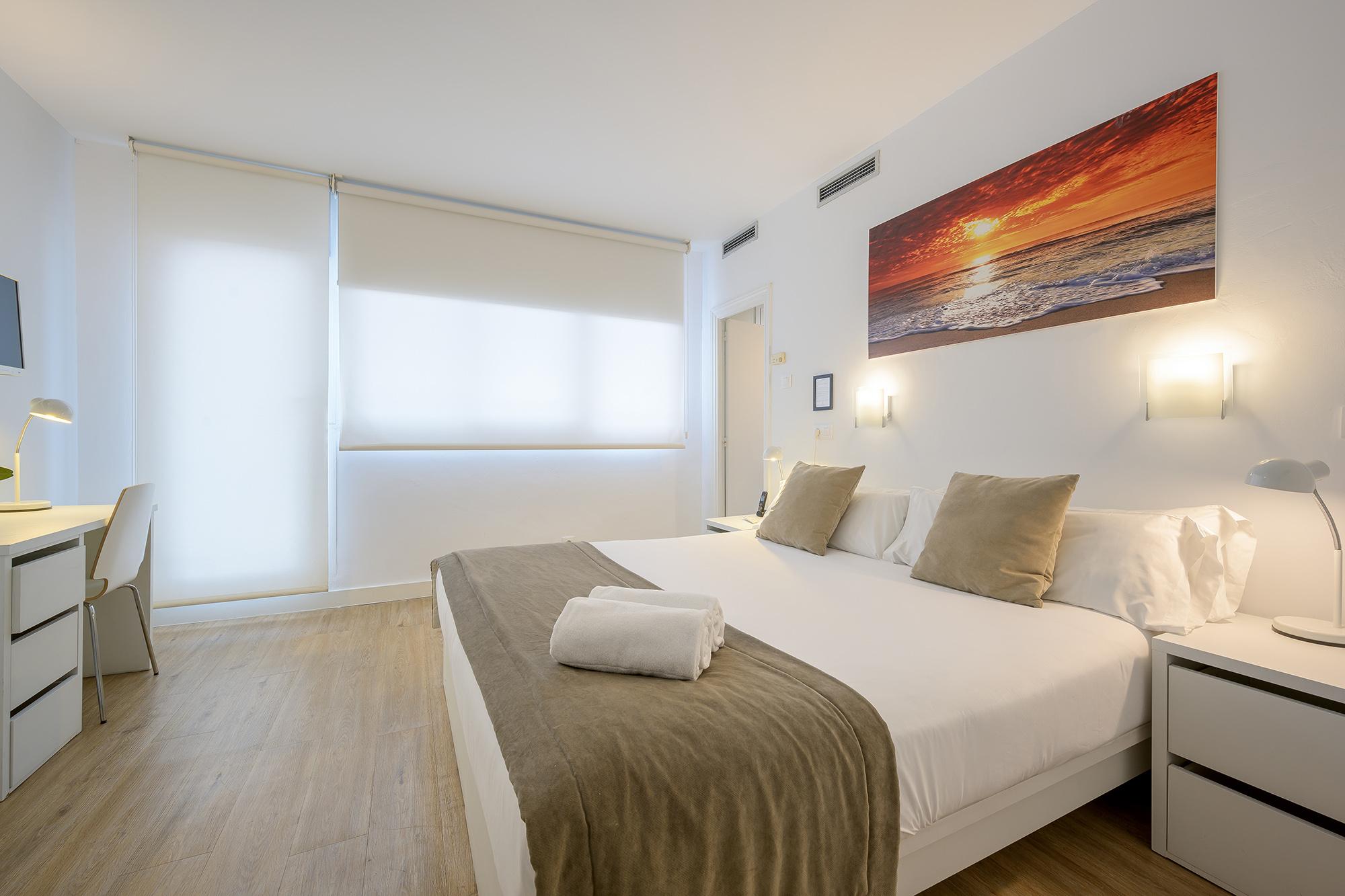 Hotel Neomagna Madrid Exterior foto