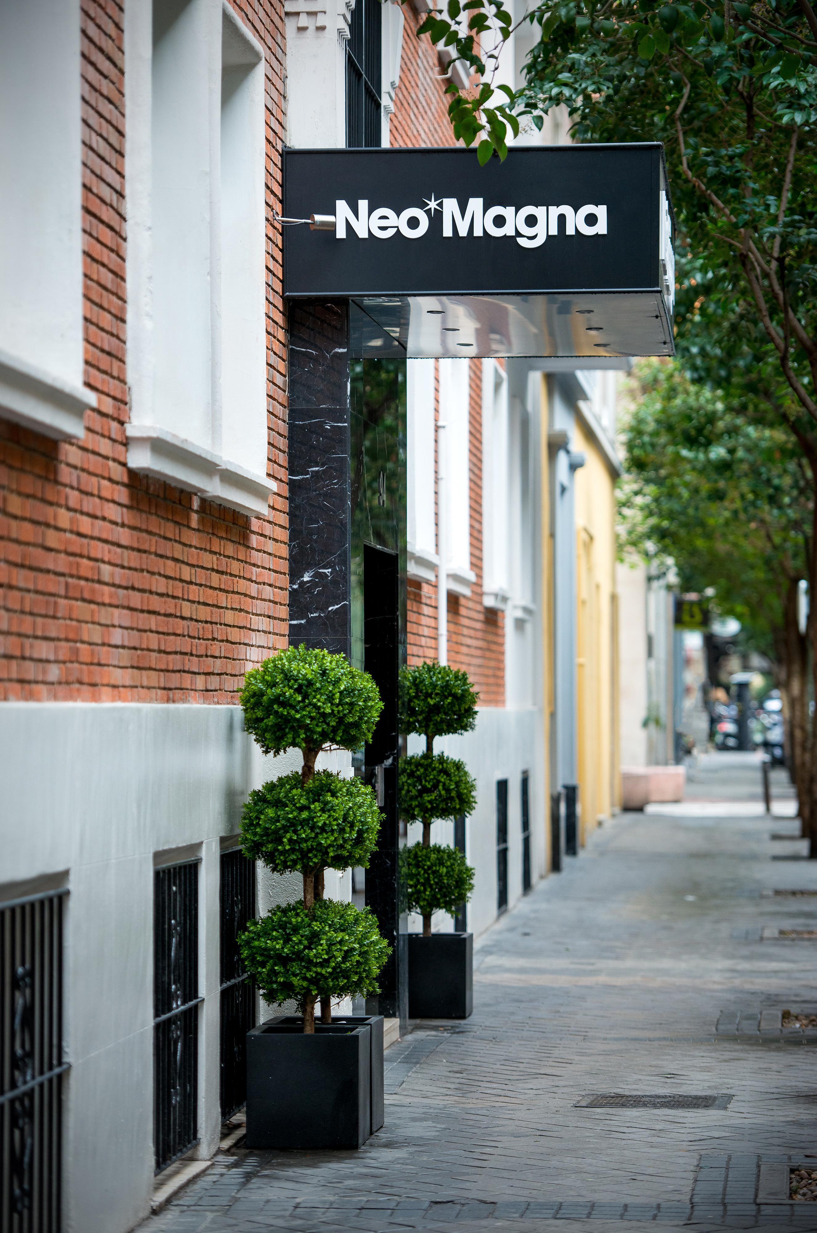 Hotel Neomagna Madrid Exterior foto