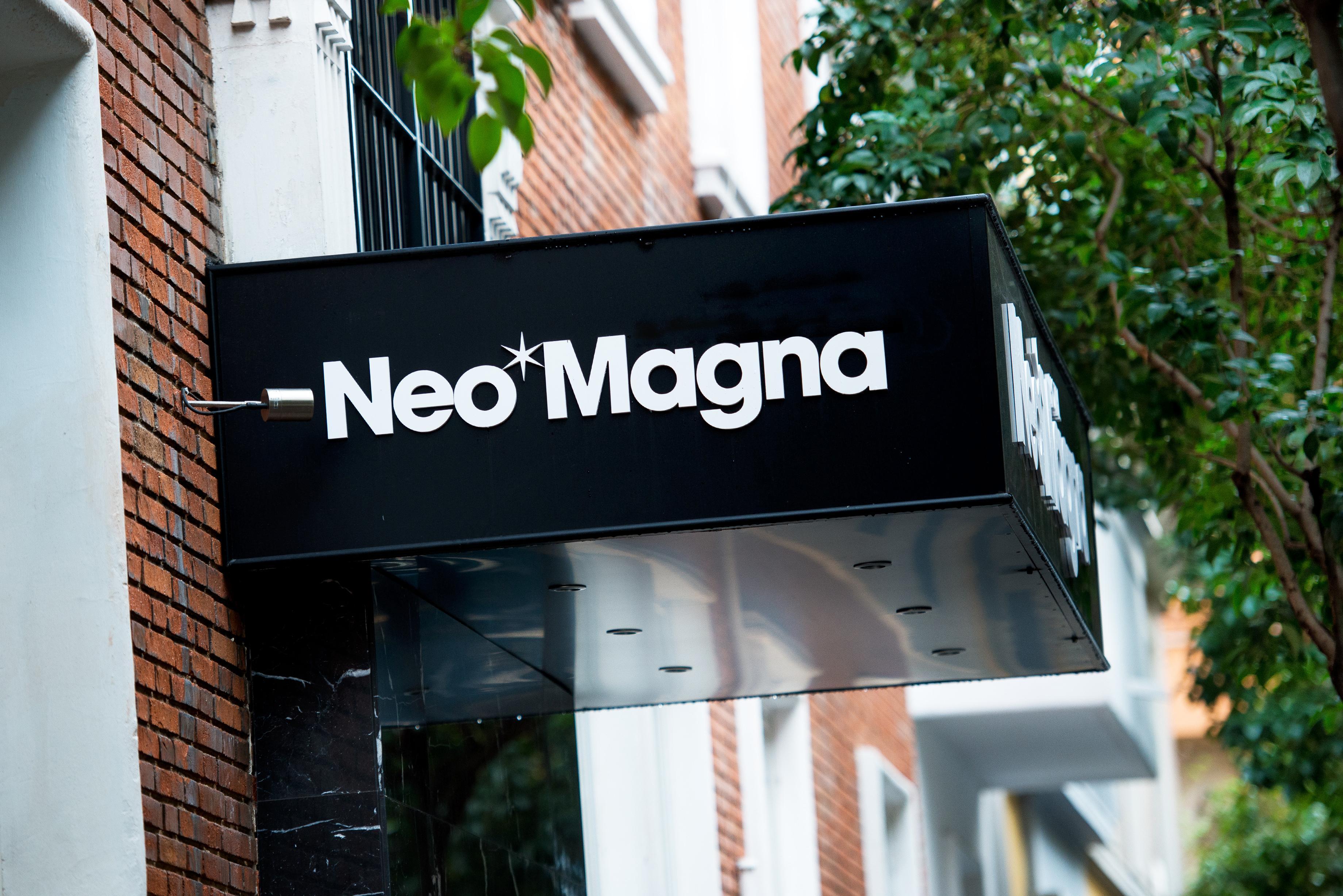 Hotel Neomagna Madrid Exterior foto
